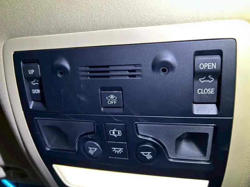 LEXUS GS GS450H VERSION L Thumbnail 9