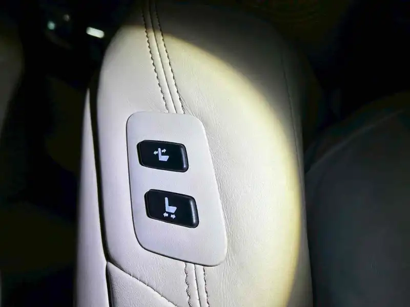LEXUS GS GS450H VERSION L Thumbnail 12
