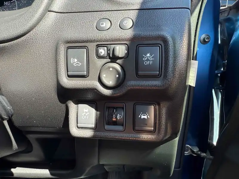 NISSAN NOTE E-POWER X Thumbnail 7