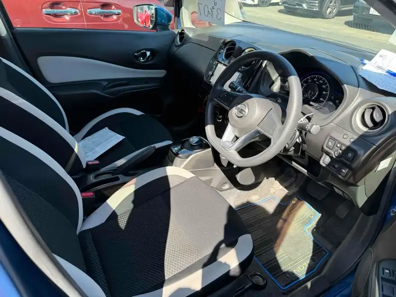 NISSAN NOTE E-POWER X Thumbnail 3