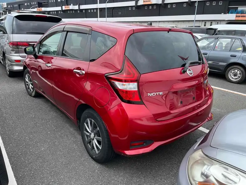 NISSAN NOTE E-POWER X Thumbnail 2