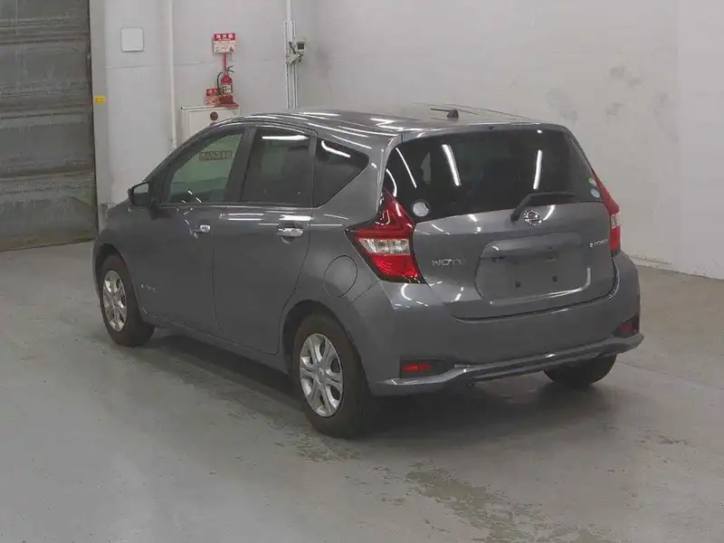 NISSAN NOTE E POWER Thumbnail 2