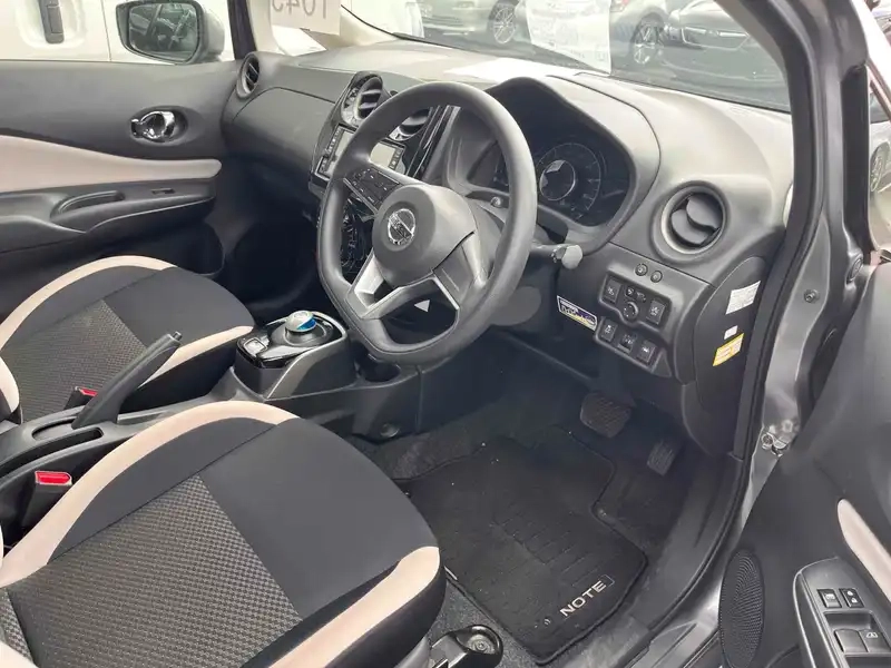 NISSAN NOTE E POWER Thumbnail 9