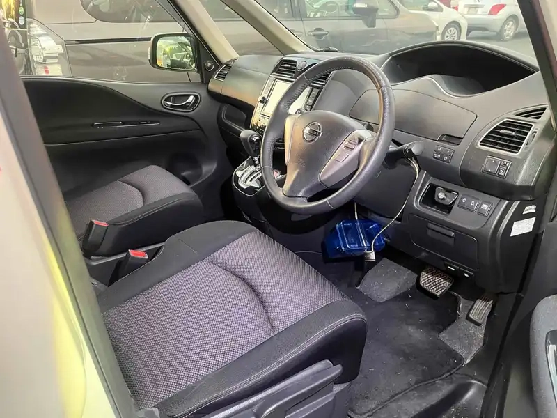 NISSAN SERENA 5D HIGHWAY STAR S-HYBRID V AERO M Thumbnail 5