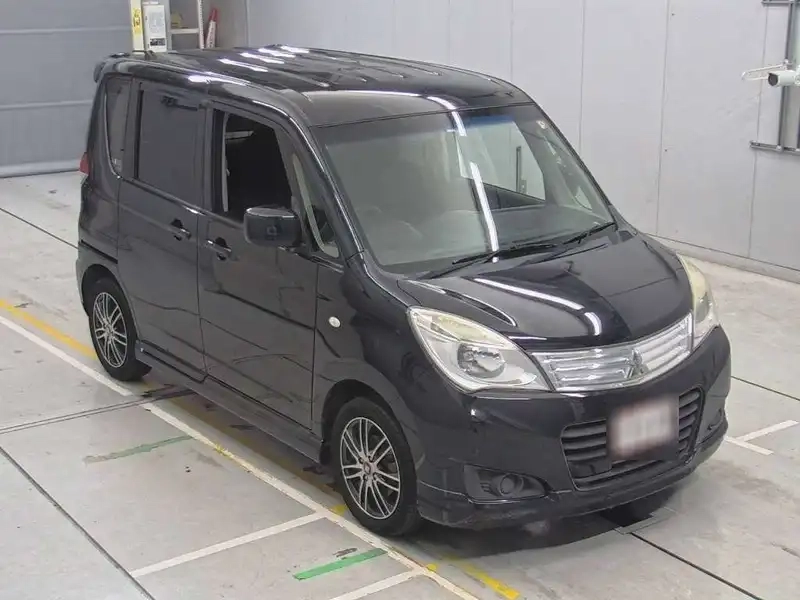 MITSUBISHI DELICA D:2 X Thumbnail 6