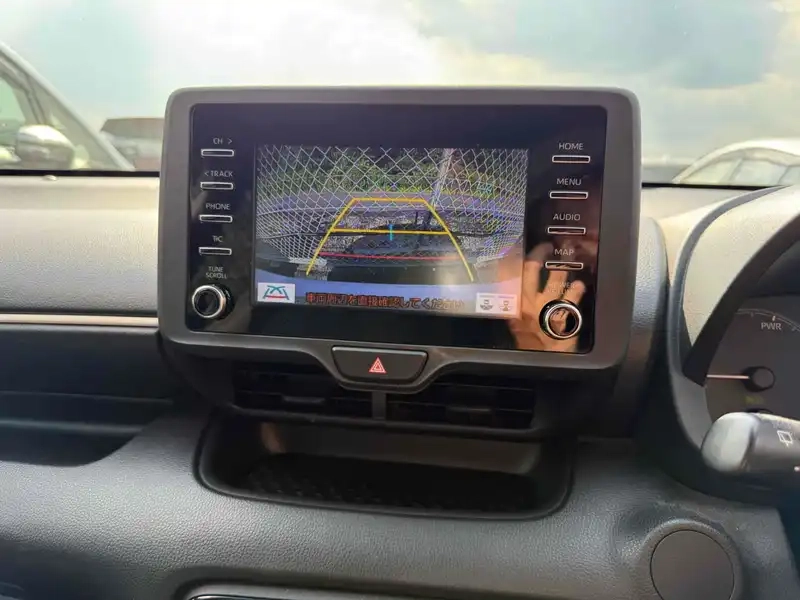 TOYOTA YARIS HYBRID X SAFETYSENSING Thumbnail 11