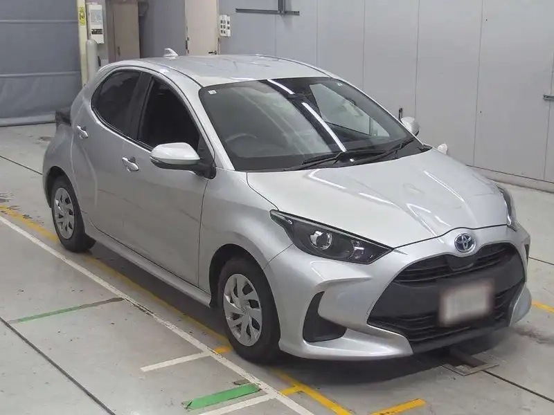 TOYOTA YARIS HYBRID X SAFETYSENSING Thumbnail 7