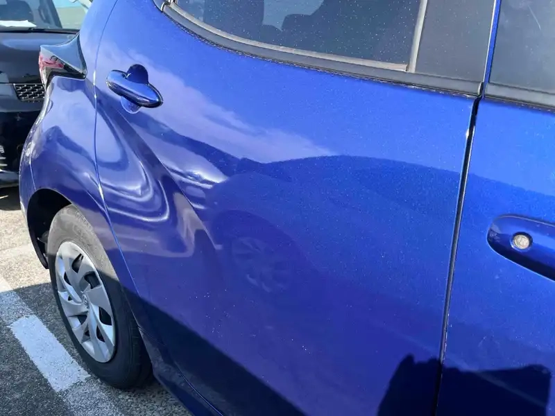 TOYOTA YARIS HYBRID X Thumbnail 18