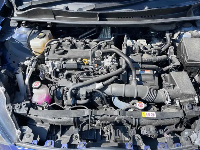TOYOTA YARIS HYBRID X Thumbnail 15