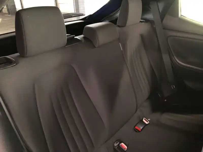 TOYOTA YARIS HYBRID X Thumbnail 7