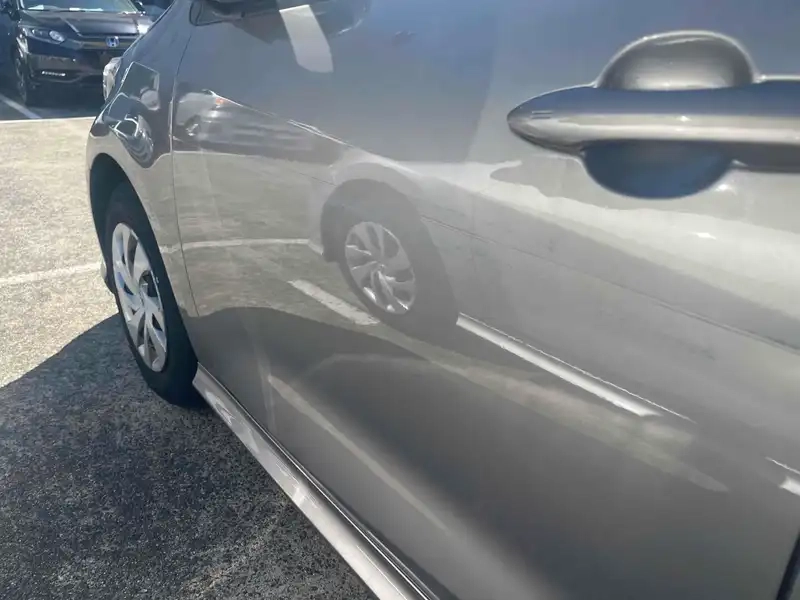 TOYOTA YARIS HYBRID X Thumbnail 21