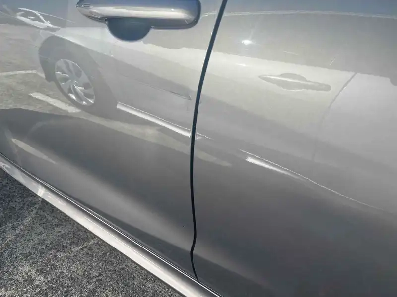 TOYOTA YARIS HYBRID X Thumbnail 22