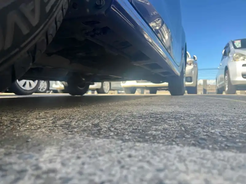 TOYOTA YARIS HYBRID X Thumbnail 13