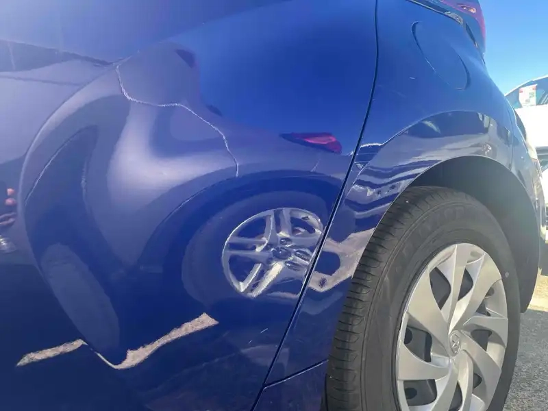 TOYOTA YARIS HYBRID X Thumbnail 22