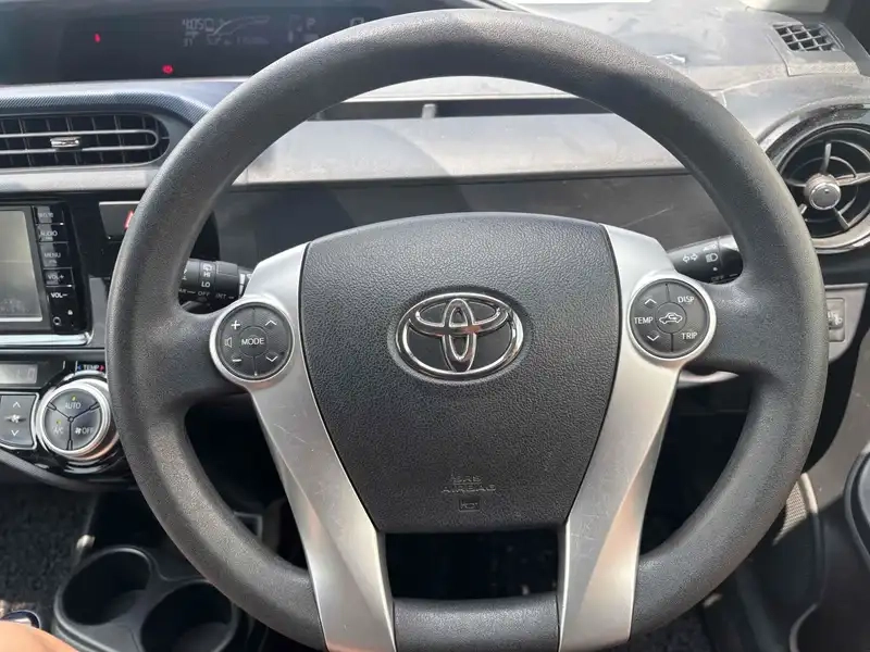 TOYOTA AQUA S Thumbnail 11
