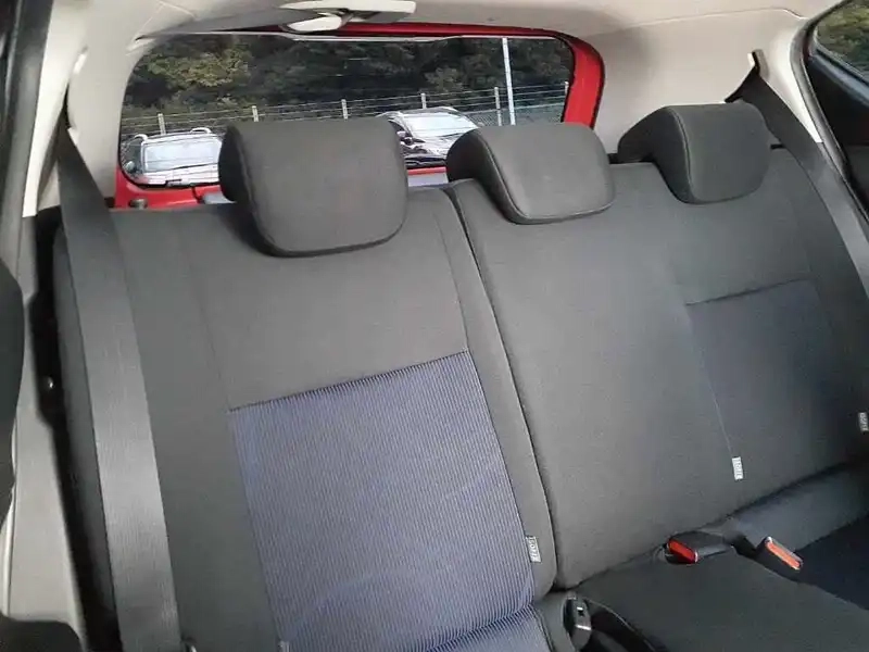 TOYOTA AQUA S Thumbnail 9