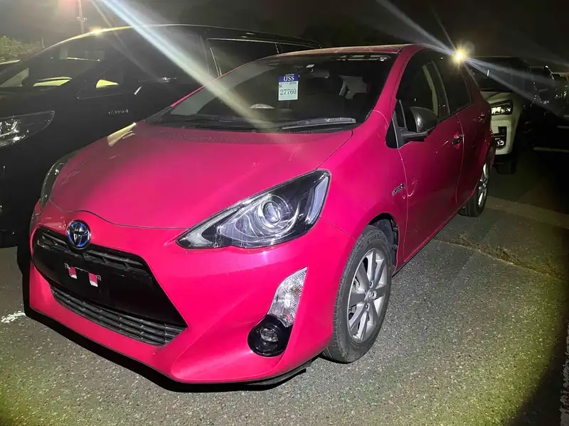 TOYOTA AQUA G Thumbnail 1