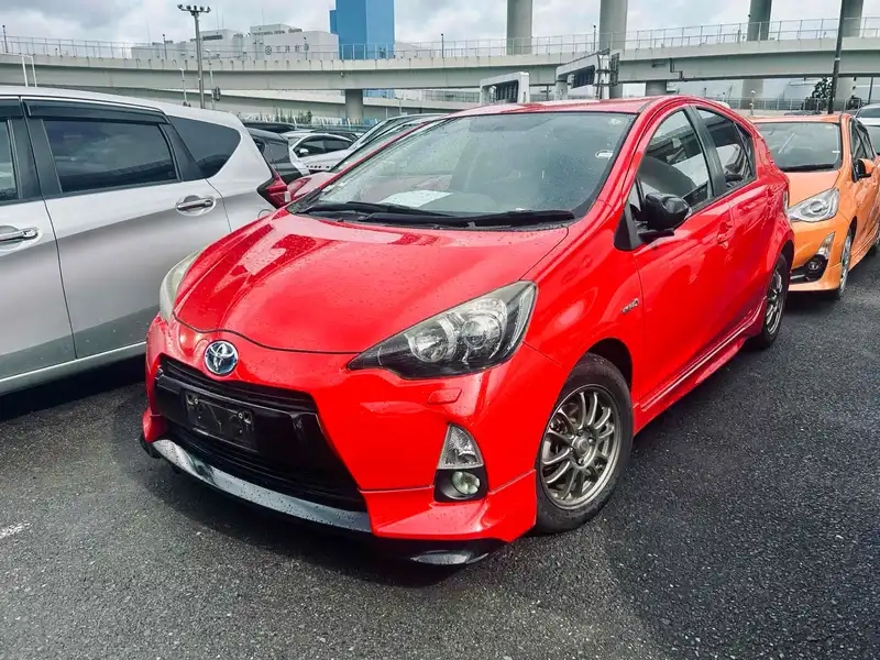 TOYOTA AQUA G Thumbnail 1