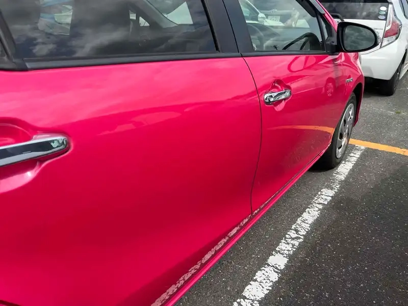 TOYOTA AQUA S Thumbnail 11