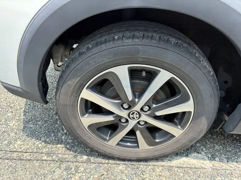 TOYOTA AQUA CROSSOVER Thumbnail 11