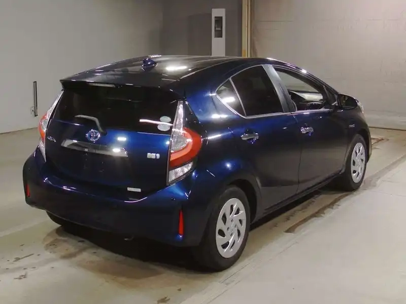 TOYOTA AQUA S STYLE BLACK Thumbnail 4