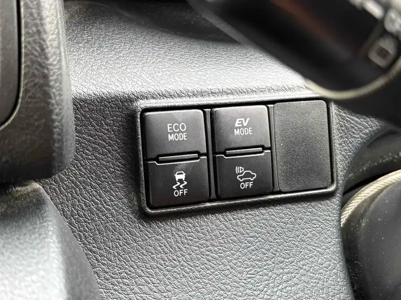 TOYOTA SIENTA HYBRID G Thumbnail 13