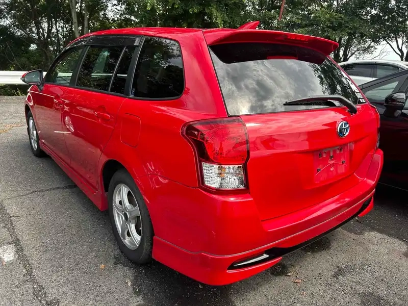 TOYOTA COROLLA FIELDER HYBRID G Thumbnail 2