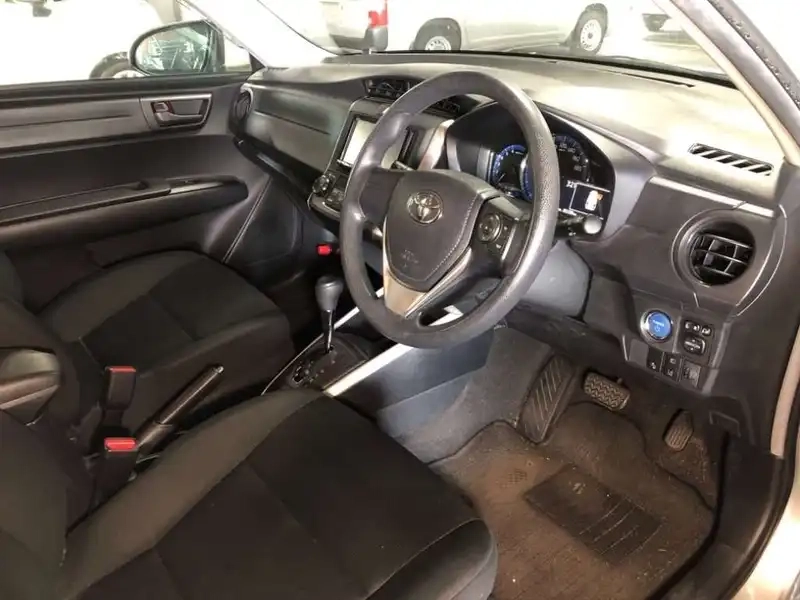 TOYOTA COROLLA FIELDER HYBRID EX Thumbnail 3
