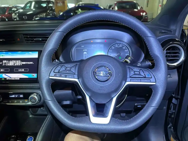 NISSAN KICKS X Thumbnail 28