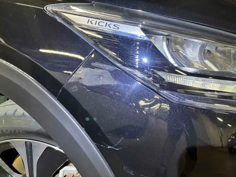 NISSAN KICKS X Thumbnail 19