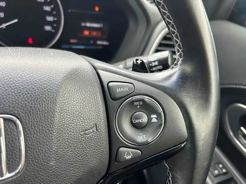 HONDA VEZEL HYBRID Z HONDA SENSING Thumbnail 8
