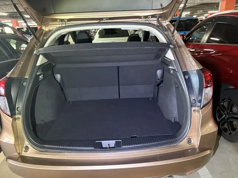 HONDA VEZEL HYBRID Z HONDA SENSING Thumbnail 11