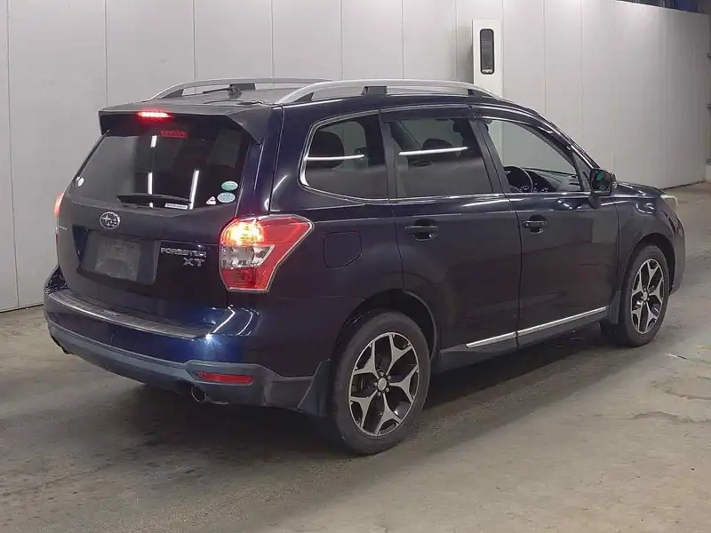 SUBARU FORESTER 4WD 2.0XT EYESIGHT Thumbnail 5