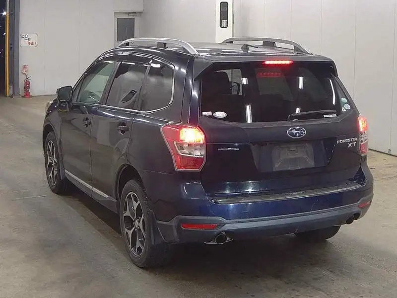 SUBARU FORESTER 4WD 2.0XT EYESIGHT Thumbnail 2