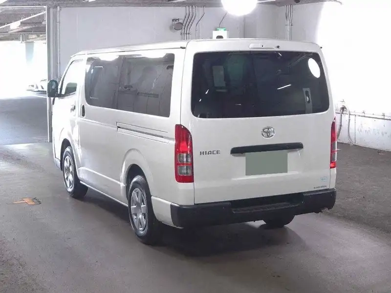 TOYOTA HIACE VAN 5D LONG DX Thumbnail 2