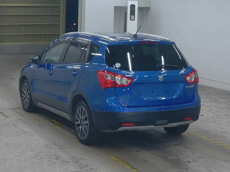SUZUKI SX4 S CROSS BASE GRADE Thumbnail 4
