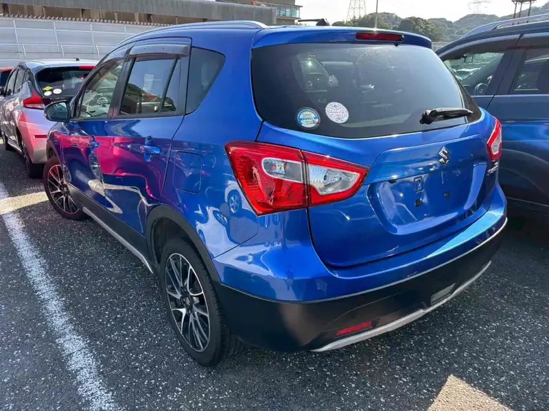 SUZUKI SX4 S CROSS BASE GRADE Thumbnail 2