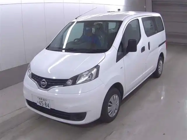 NISSAN NV200 VX Thumbnail 5