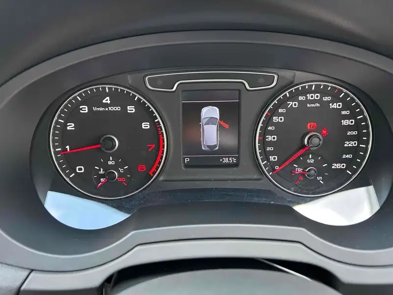 AUDI Q3 2.0TFSI QUATTRO 180PS Thumbnail 13