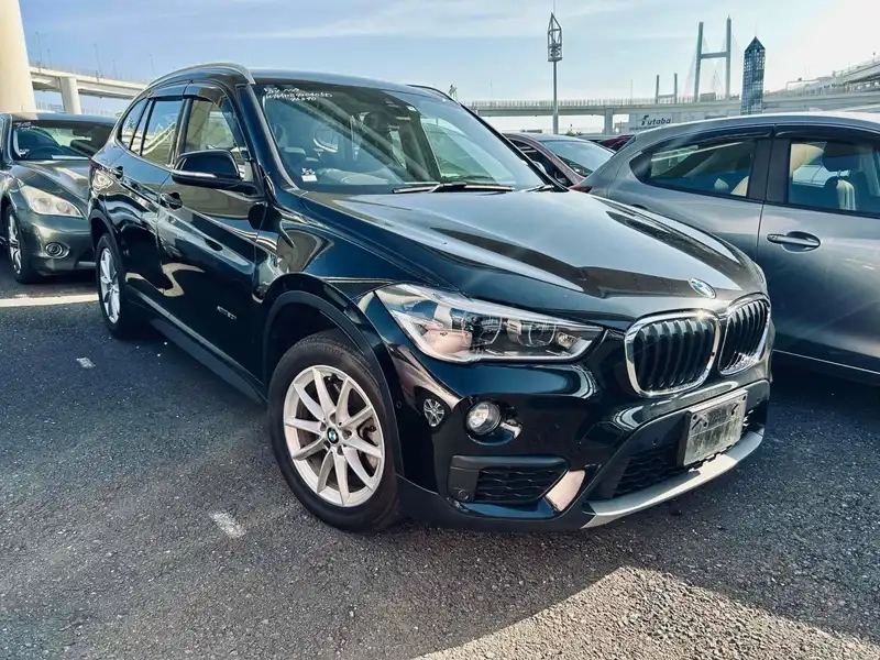 BMW X1 4WD X-DRIVE 20I 4WD Thumbnail 1