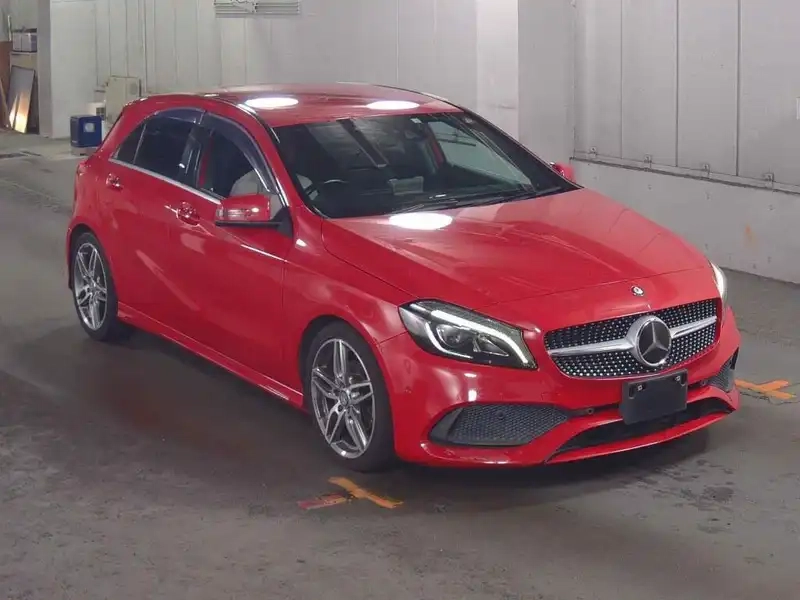 MERCEDES BENZ A-CLASS A180 SPORTS Thumbnail 3