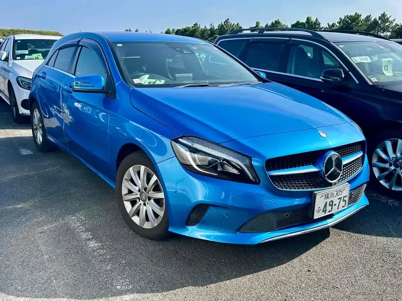 MERCEDES BENZ BENZ A CLASS A180 Thumbnail 1