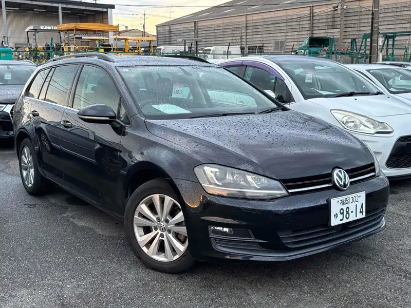VOLKSWAGEN GOLF VARIANT TSI COMFORT LINE BLUEMOTION TE Thumbnail 1
