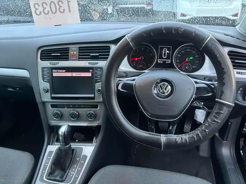 VOLKSWAGEN GOLF VARIANT TSI COMFORT LINE BLUEMOTION TE Thumbnail 5