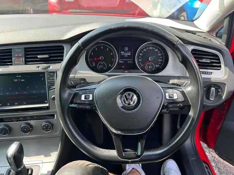 VOLKSWAGEN GOLF TSI COMFORT LINE BLUEMOTION TE Thumbnail 7