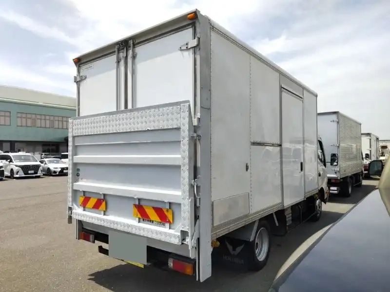 TOYOTA DYNA TRUCK LONG FULL JUST LOW Thumbnail 5