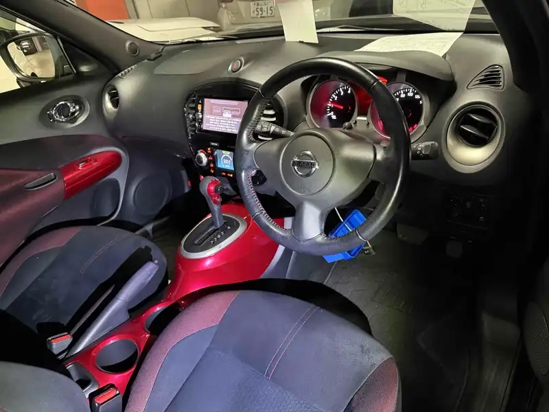 NISSAN JUKE 15RX PERSONALIZATION Thumbnail 9