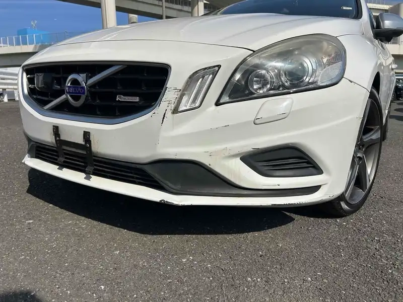 VOLVO V60 T4 R-DESIGN Thumbnail 24