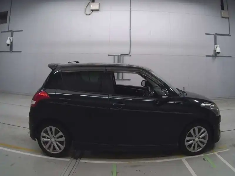 SUZUKI SWIFT RS-DJE Thumbnail 4