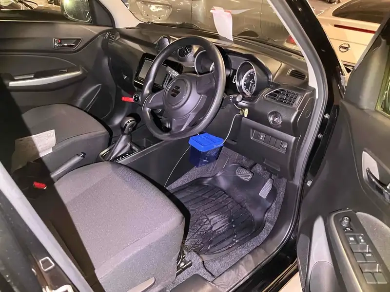 SUZUKI SWIFT 5D XG LIMITED Thumbnail 9